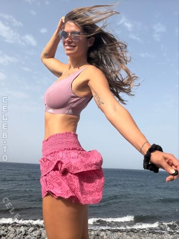 Full leaked Linda lanu private onlyfans photo