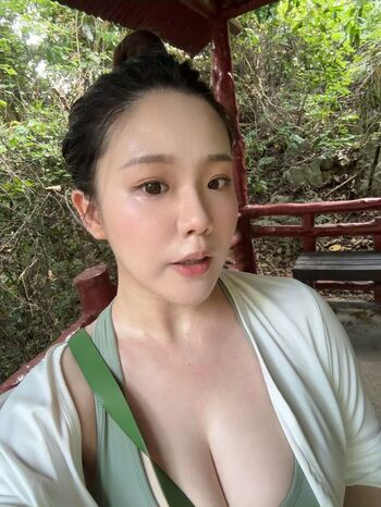 ling_00_ee