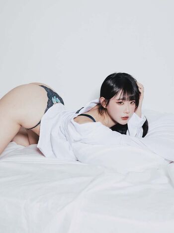 Full leaked Ling chen private onlyfans photo