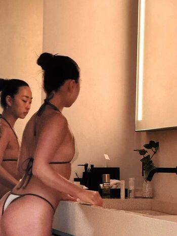 Full leaked Lisahannalee  page private onlyfans photo