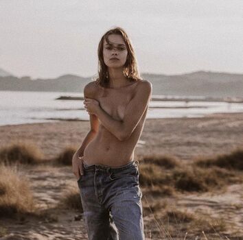Lithuanian Girls