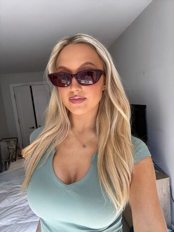 Full leaked Liv johnson page private onlyfans photo
