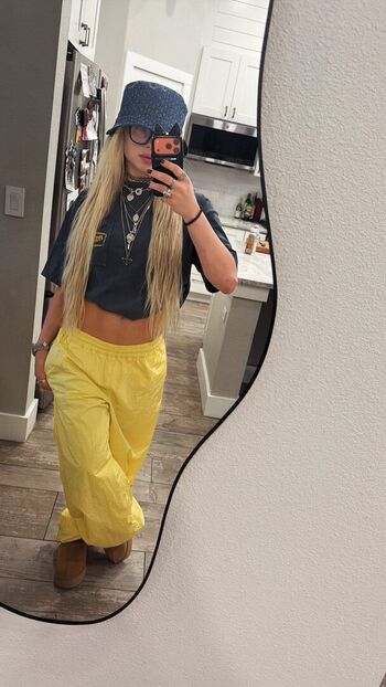 Full leaked Liv morgan  page private onlyfans photo