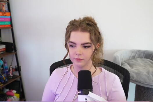 Loeya