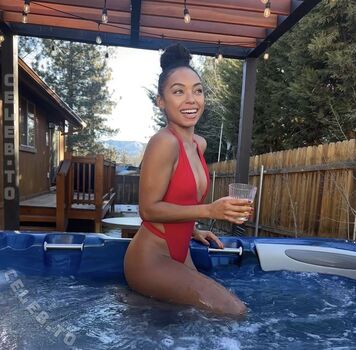 Full leaked Logan browning page private onlyfans photo