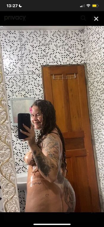 Loira_da_titan