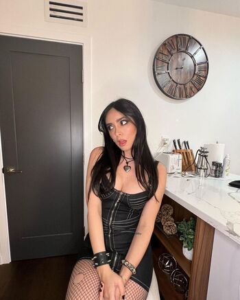 Full leaked Sara dobrik/ private onlyfans photo
