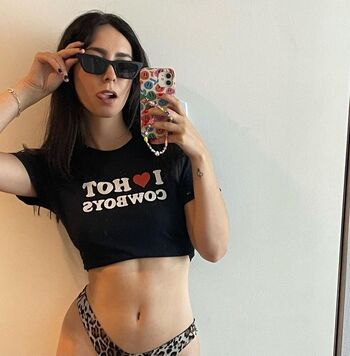 Full leaked Lenaxfz/ private onlyfans photo