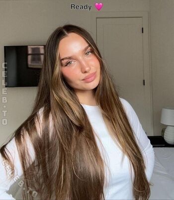 Full leaked Louisa jindaoui page private onlyfans photo
