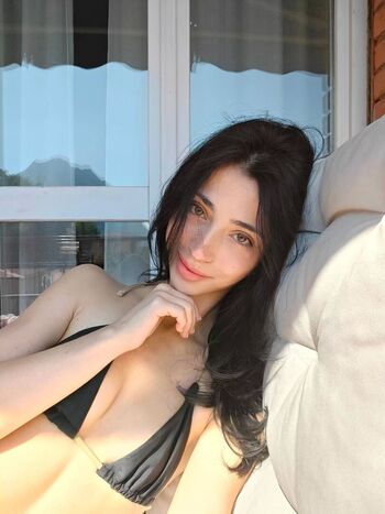 Full leaked Lucrelisa private onlyfans photo
