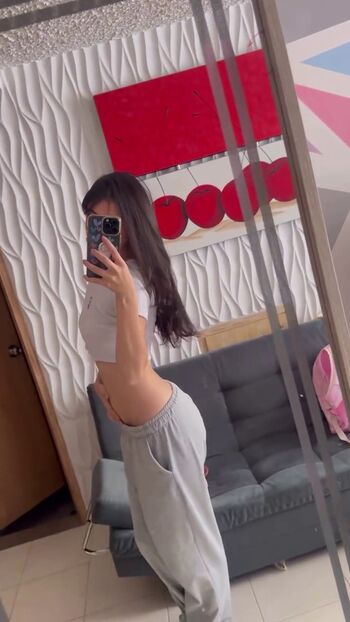 Luisa Valencia
