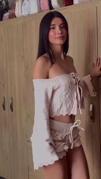Luisa Valencia