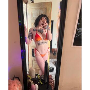 MadamMoriStreams