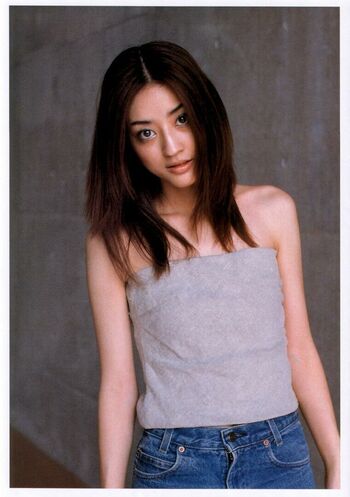 maju ozawa