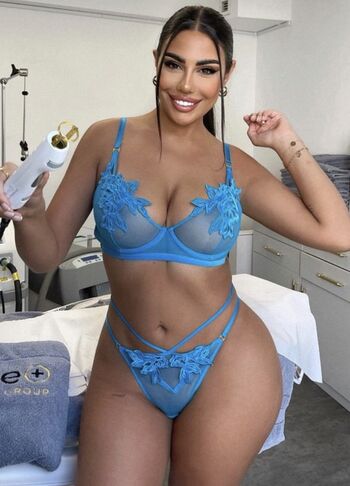 Full leaked Mandi vakili page private onlyfans photo