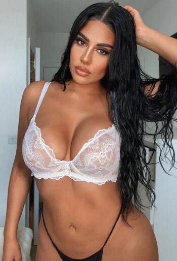 Full leaked Mandi vakili page private onlyfans photo