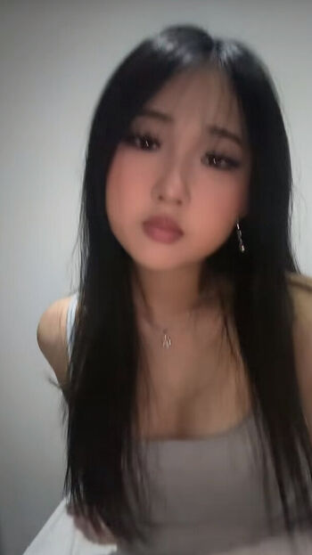 Mandy Lee