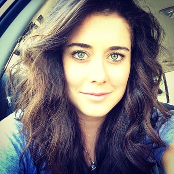 Manon Mathews