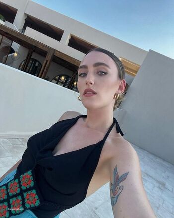 Mara Sattei