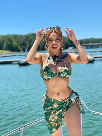 Mari Skyy