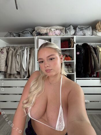 Full leaked Marsdenit private onlyfans photo