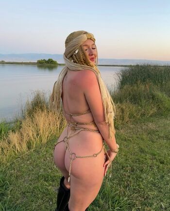 Full leaked Marzzzz private onlyfans photo