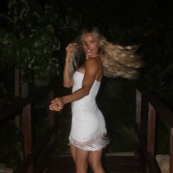 Maxxine Dupri