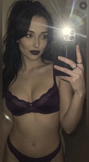 Maya_bell97