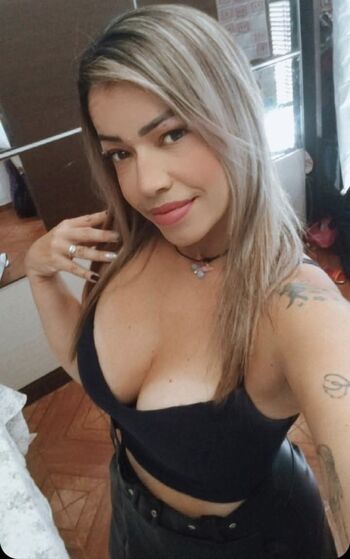 Full leaked Mayhemandbacon private onlyfans photo
