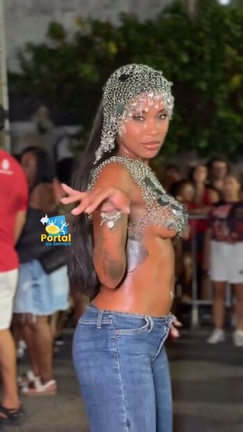 MC Rebecca
