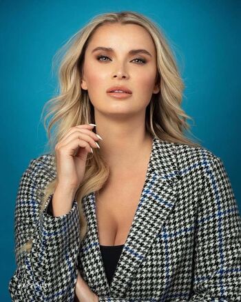 Meghan Chayka