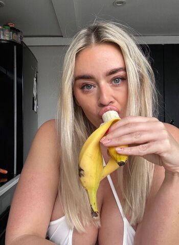 Full leaked Melissa debling page private onlyfans photo