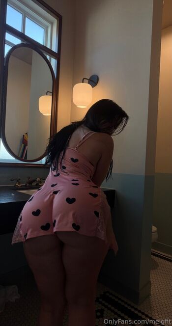 Full leaked Melissa g  page private onlyfans photo