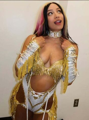 Mercedes Mone