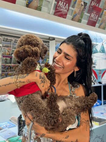 Full leaked Mia khalifa private onlyfans photo