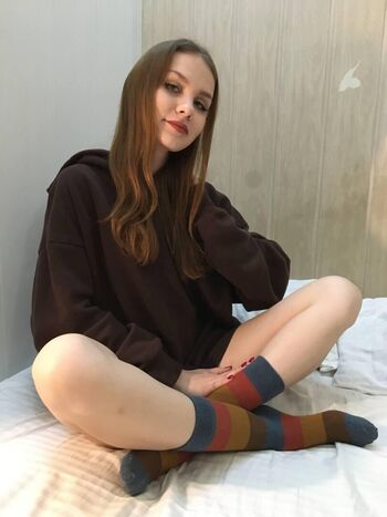 mia_vivid