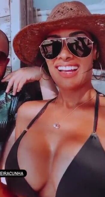 Full leaked Micaela reis page private onlyfans photo