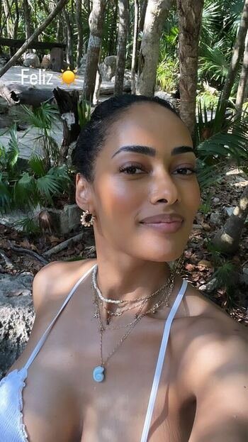 Full leaked Micaela reis page private onlyfans photo