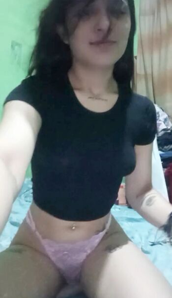 Full leaked Micaelaayala private onlyfans photo