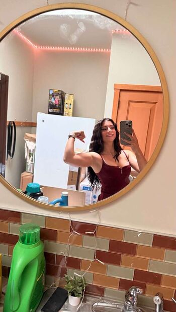 Mikayla Campinos