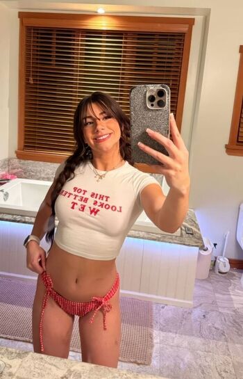 Mikayla Campinos