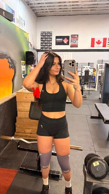 Mikayla Campinos