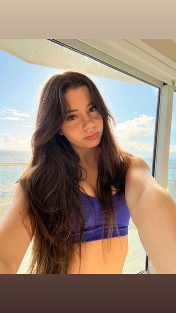 Mikayla Campinos