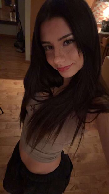 Mikayla Campinos
