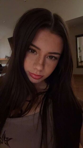 Mikayla Campinos