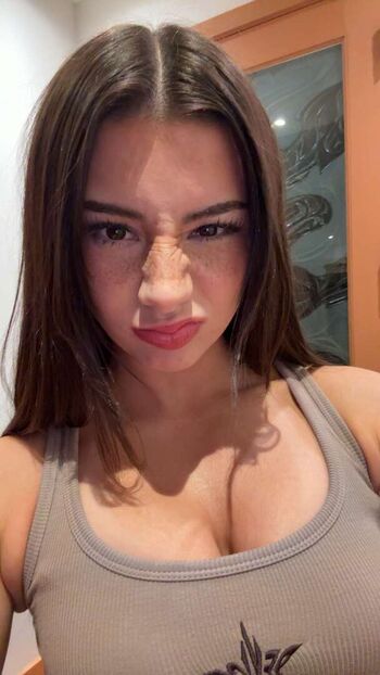 Mikayla Campinos