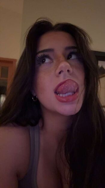 Mikayla Campinos