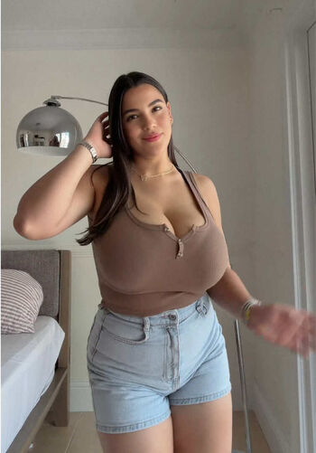 Full leaked Wowgirls/ private onlyfans photo