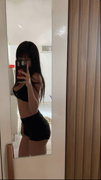 mimiesquisitinha