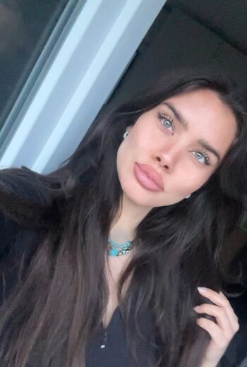 Mina Leđenovic